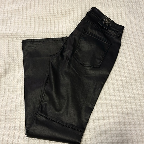 Banana republic leather like pants - Picture 4 of 4